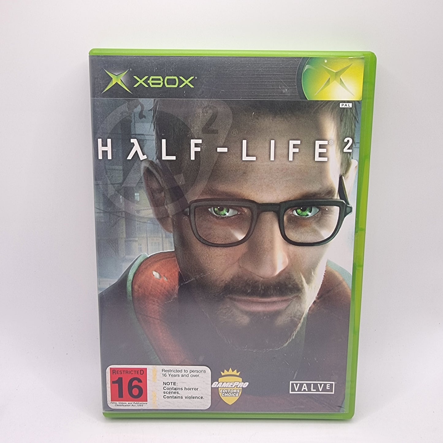 Half-Life 2 Xbox Game